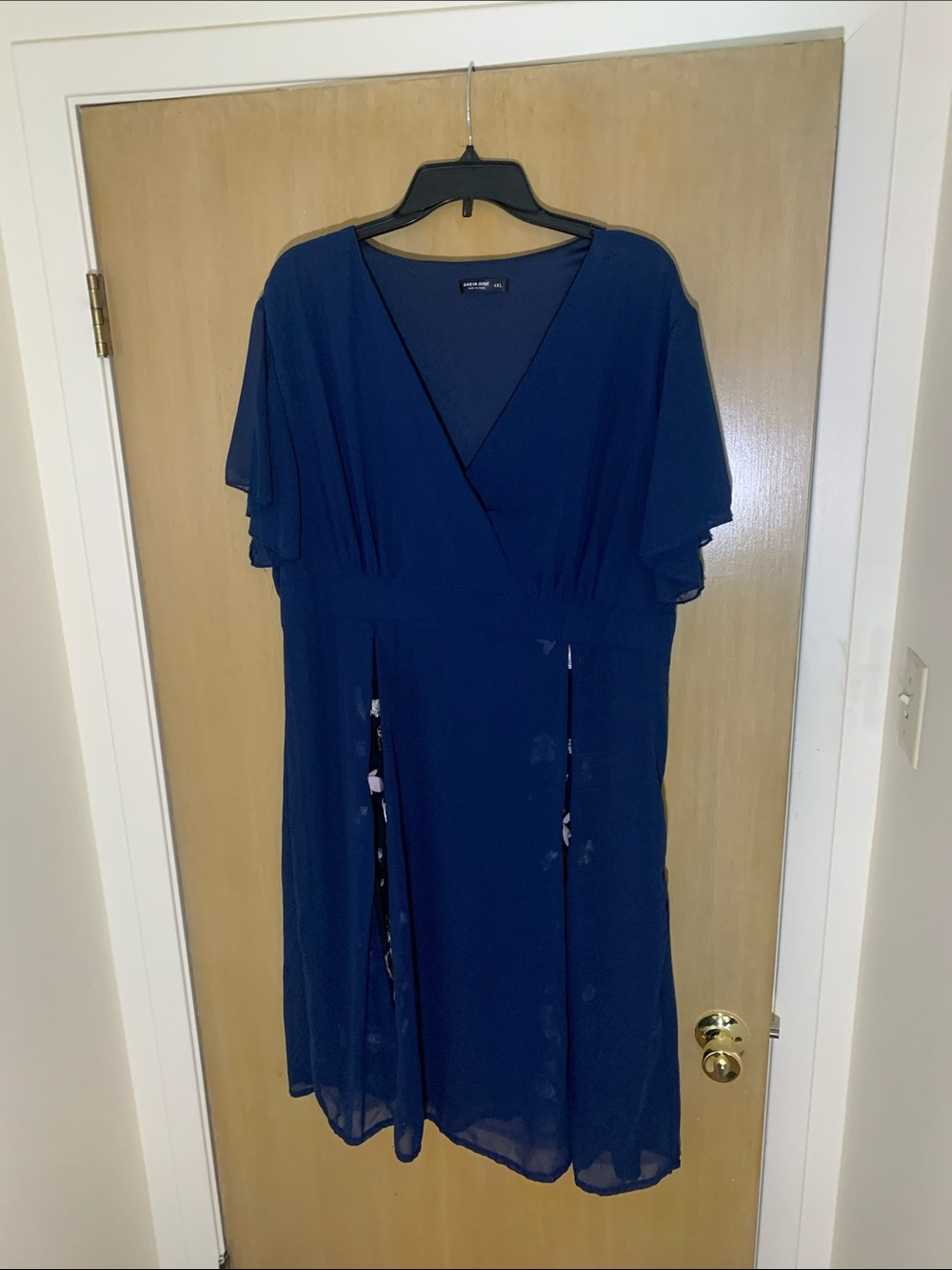 PLUS SZ 4X SHEIN Navy V-Neck Flutter Sleeve Dress